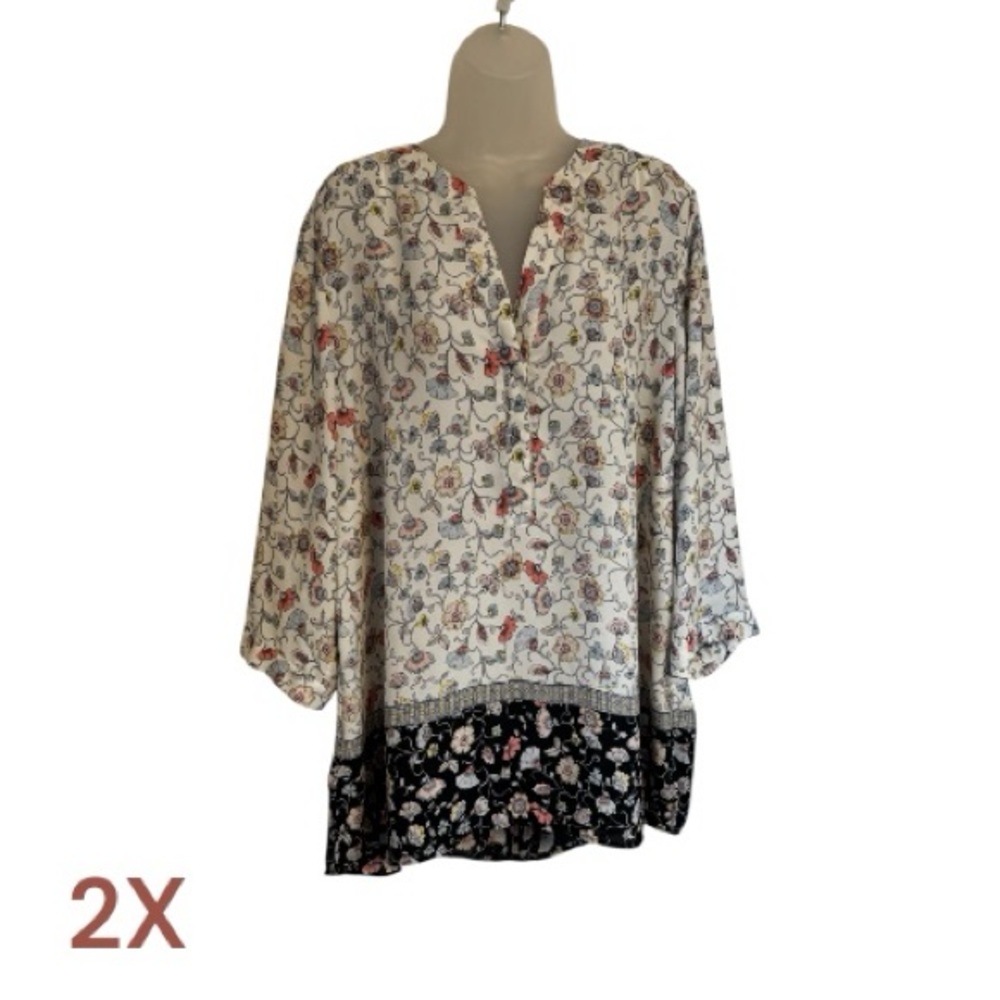 Floral Print Split-Neck Tunic Top - Ivory with Black Hem